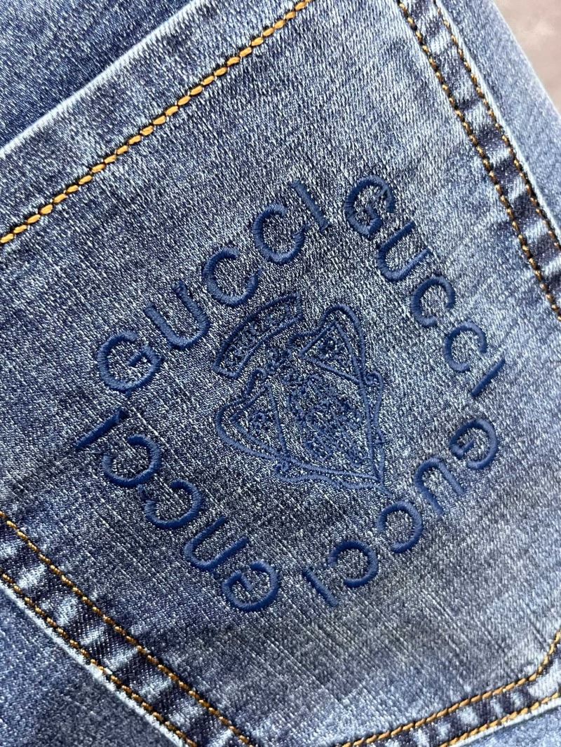 Gucci Jeans